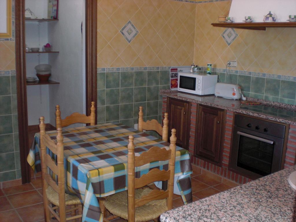 El Emigrante Villa El Chorro Værelse billede